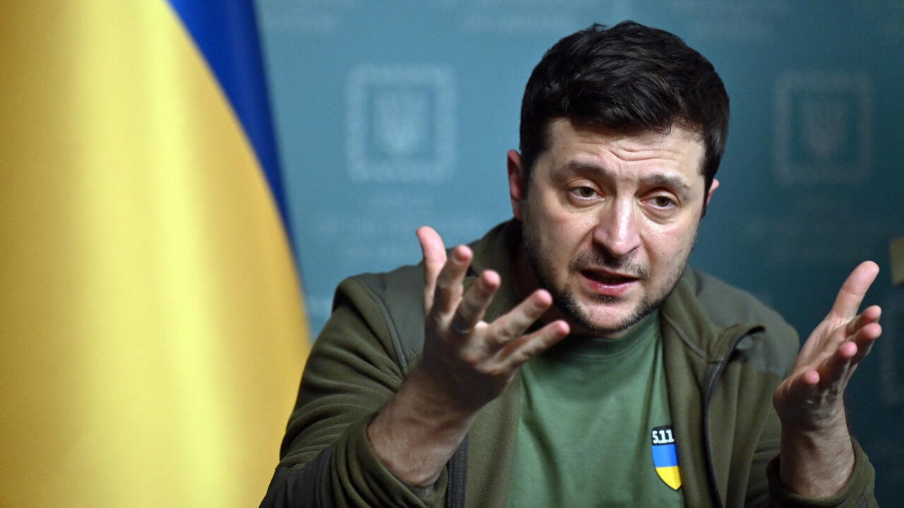 Zelensky Rejects Draft US Minerals Deal, Says It Fails to Protect Ukraine